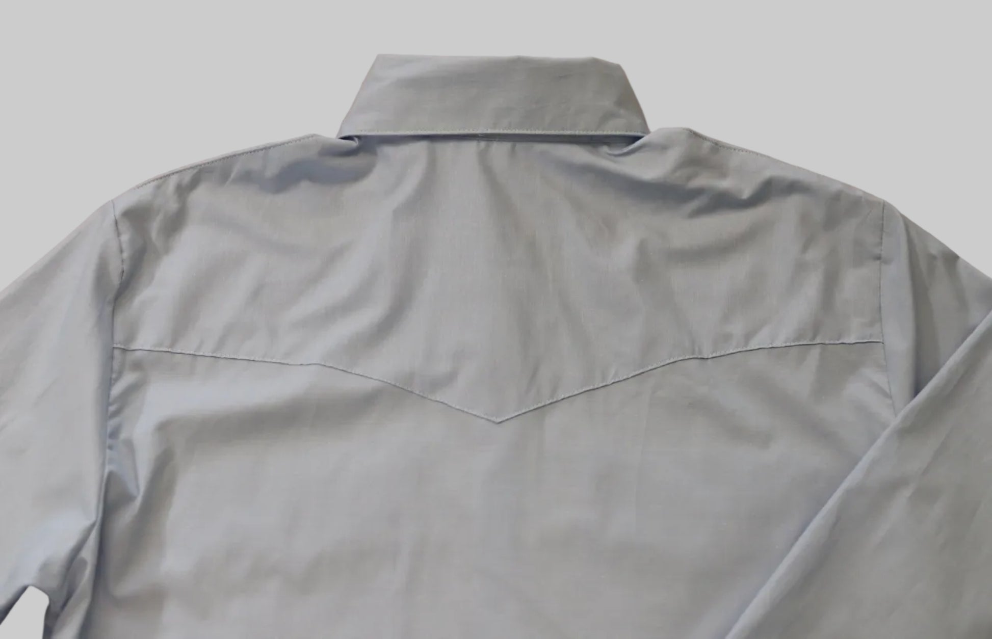 mens classic chambray back of shirt top shoulders western yoke
